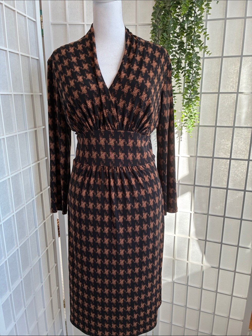 Evan Picone Black/Rust Houndstooth L/S Knit Dress, Size 12, Excellent Condition